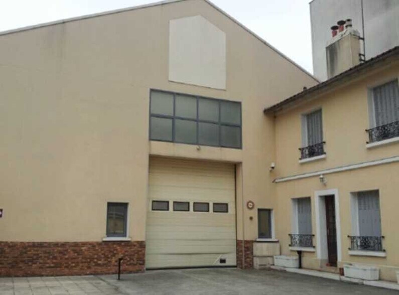 Office in Ivry-sur-Seine to rent - Building Photo - Image 2 of 9