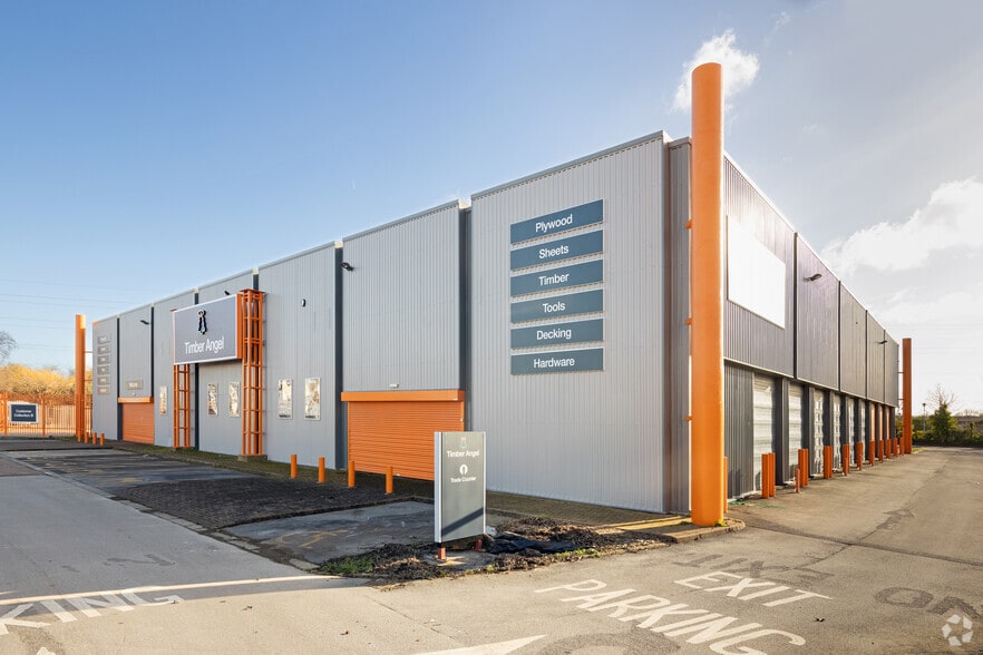 Clough Rd, Hull for sale - Building Photo - Image 1 of 1