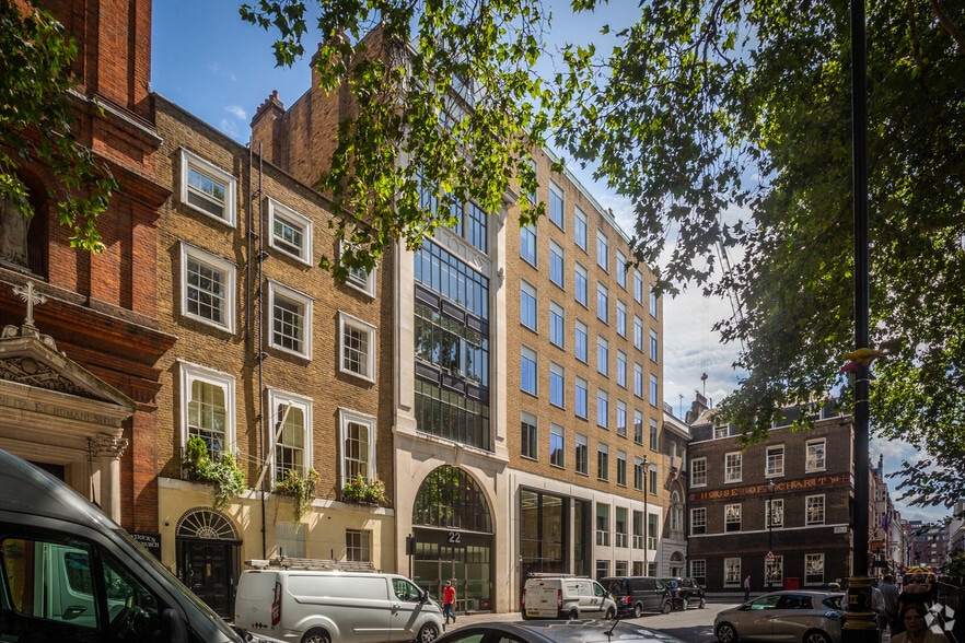 25-25A Soho Sq, London to rent - Building Photo - Image 2 of 4
