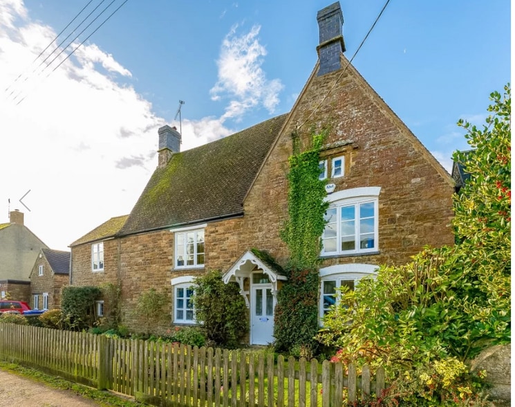 37 Main Rd, Banbury for sale - Primary Photo - Image 1 of 4