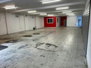 766 Upper Newtownards Rd, Belfast to rent Interior Photo- Image 2 of 5