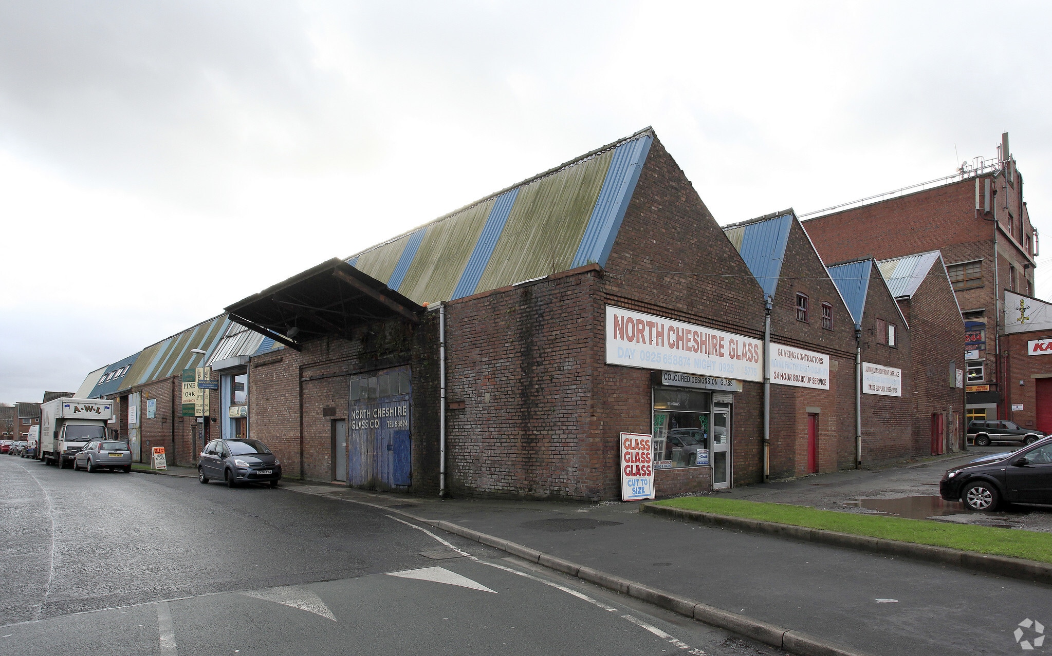 St Peter's Way, Warrington to rent Building Photo- Image 1 of 4