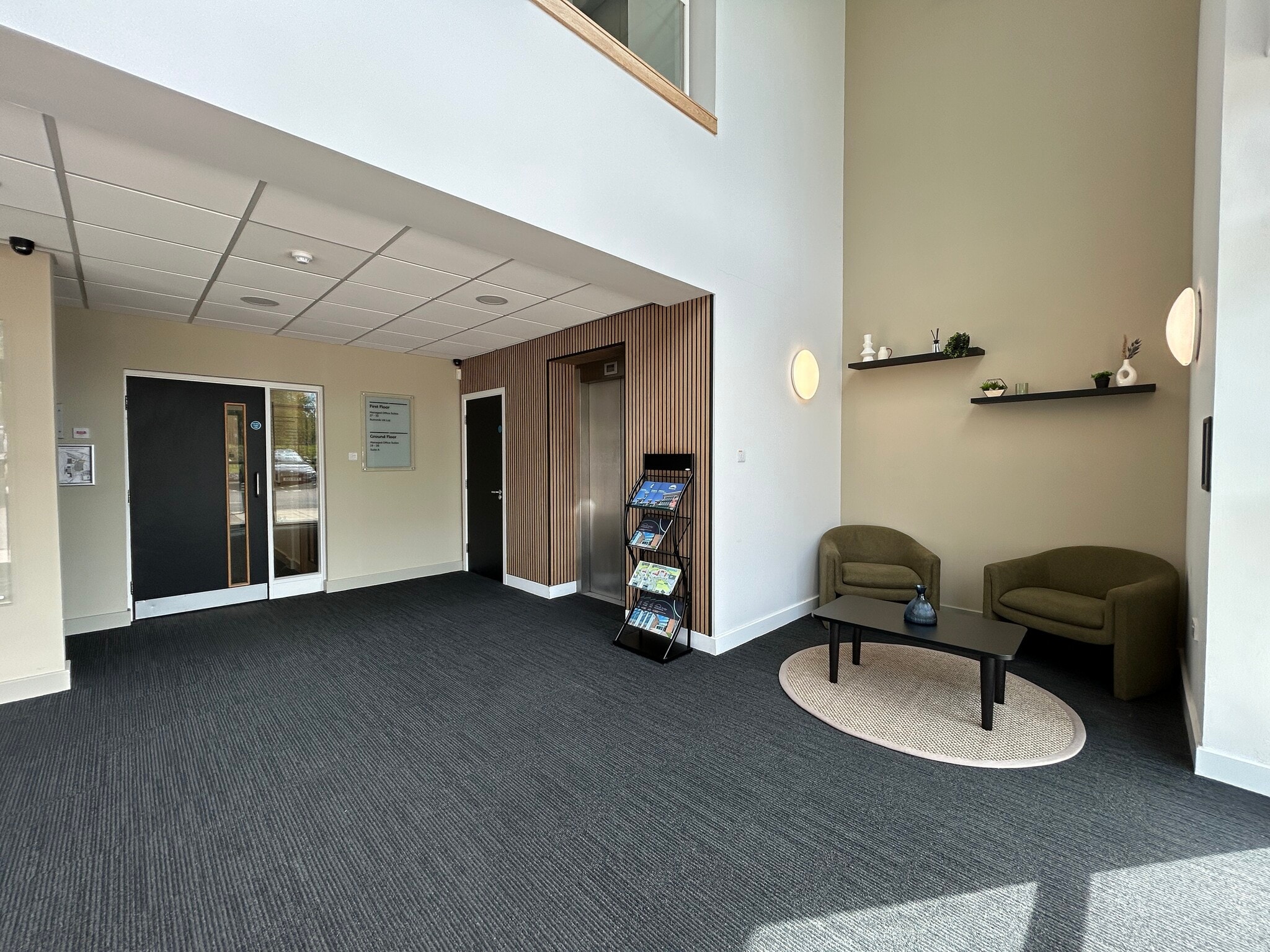 Calvin St, Bolton to rent Building Photo- Image 1 of 8