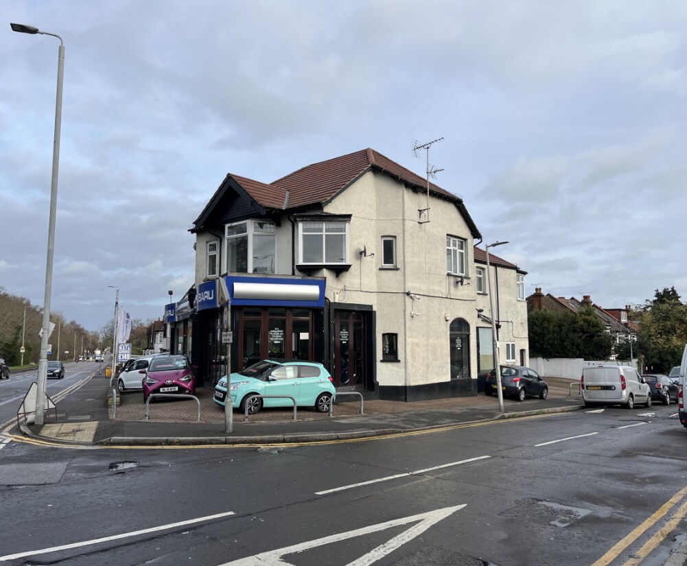 61 Fullers Rd, London for sale Building Photo- Image 1 of 1