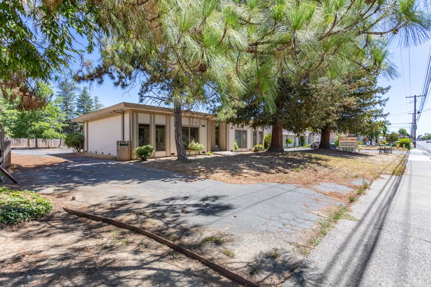 2921 El Camino Ave, Sacramento, CA for rent - Building Photo - Image 2 of 46