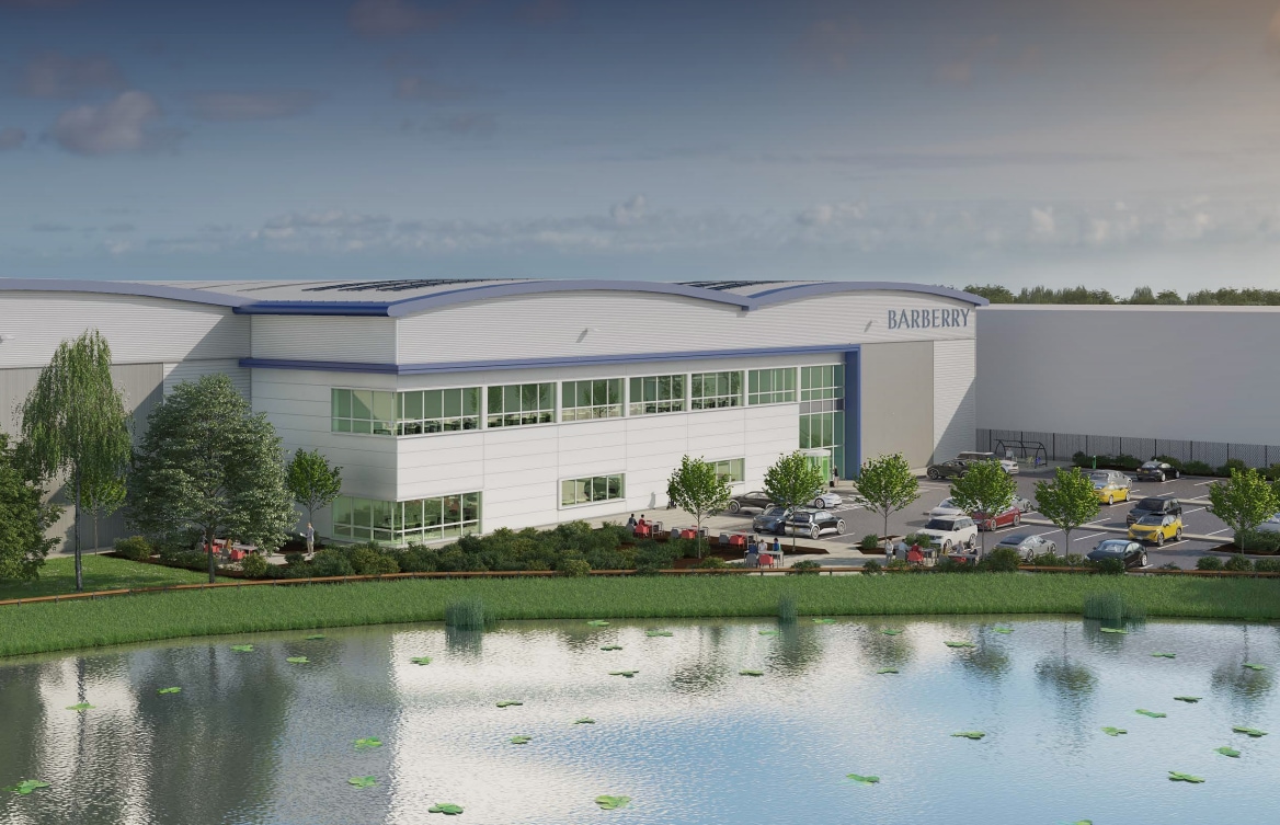 92 Tournament Fields, Warwick to rent Primary Photo- Image 1 of 2