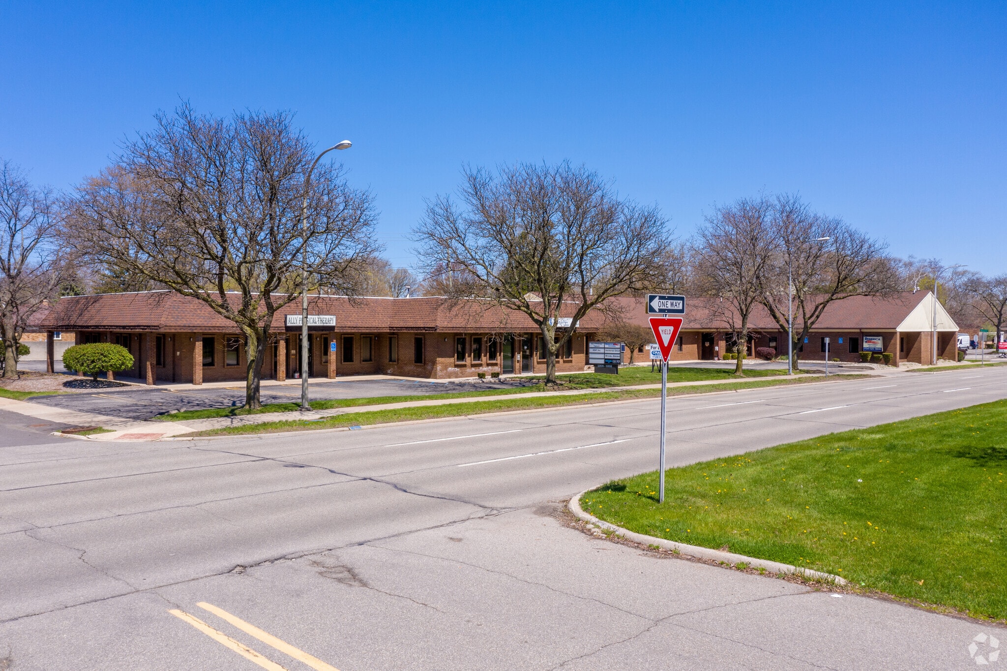 32826 5 Mile Rd, Livonia, MI for sale Building Photo- Image 1 of 1