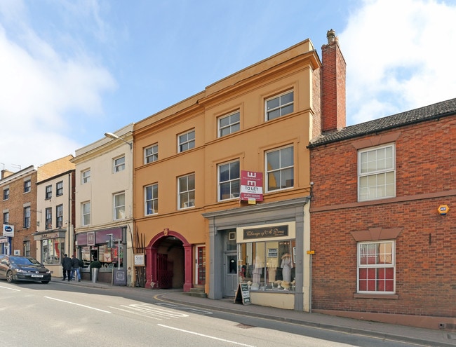 More details for 33 High St, Lutterworth - Retail to Rent