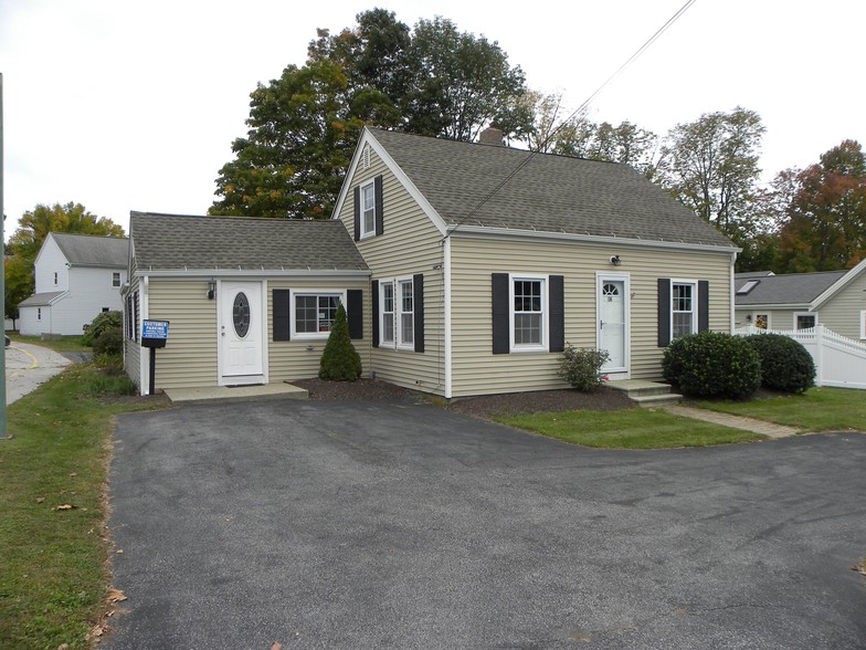 114 Masonic Home Rd, Charlton, MA for sale - Building Photo - Image 1 of 1