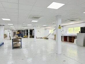 Appley Ln N, Wigan to rent Interior Photo- Image 2 of 6