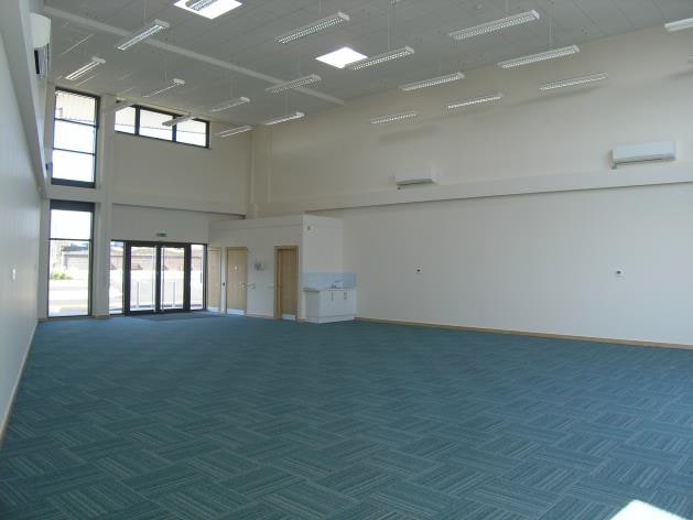 1-7 Tollgate West, Stanway to rent - Interior Photo - Image 2 of 2