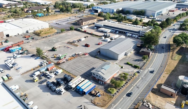 FOURTH AVENUE ZONE 2 DEESIDE INDUSTRIAL portfolio of 2 properties for sale on LoopNet.co.uk Primary Photo- Image 1 of 3