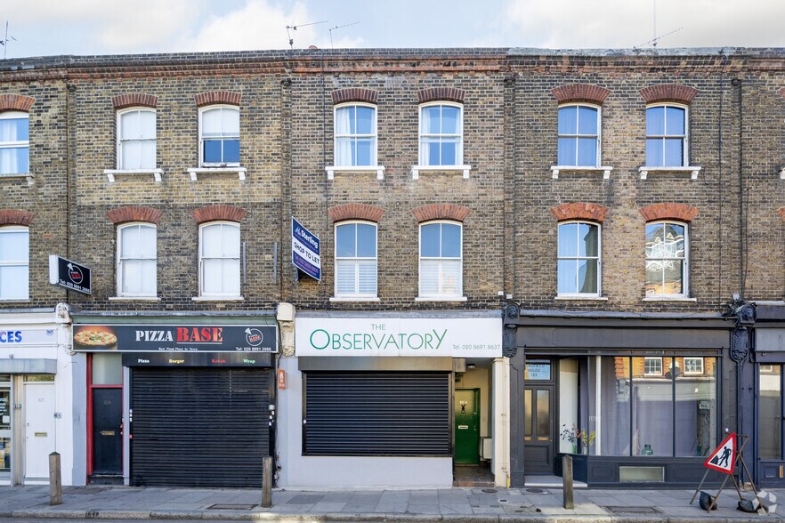 131 Greenwich South St, London for sale - Primary Photo - Image 1 of 1