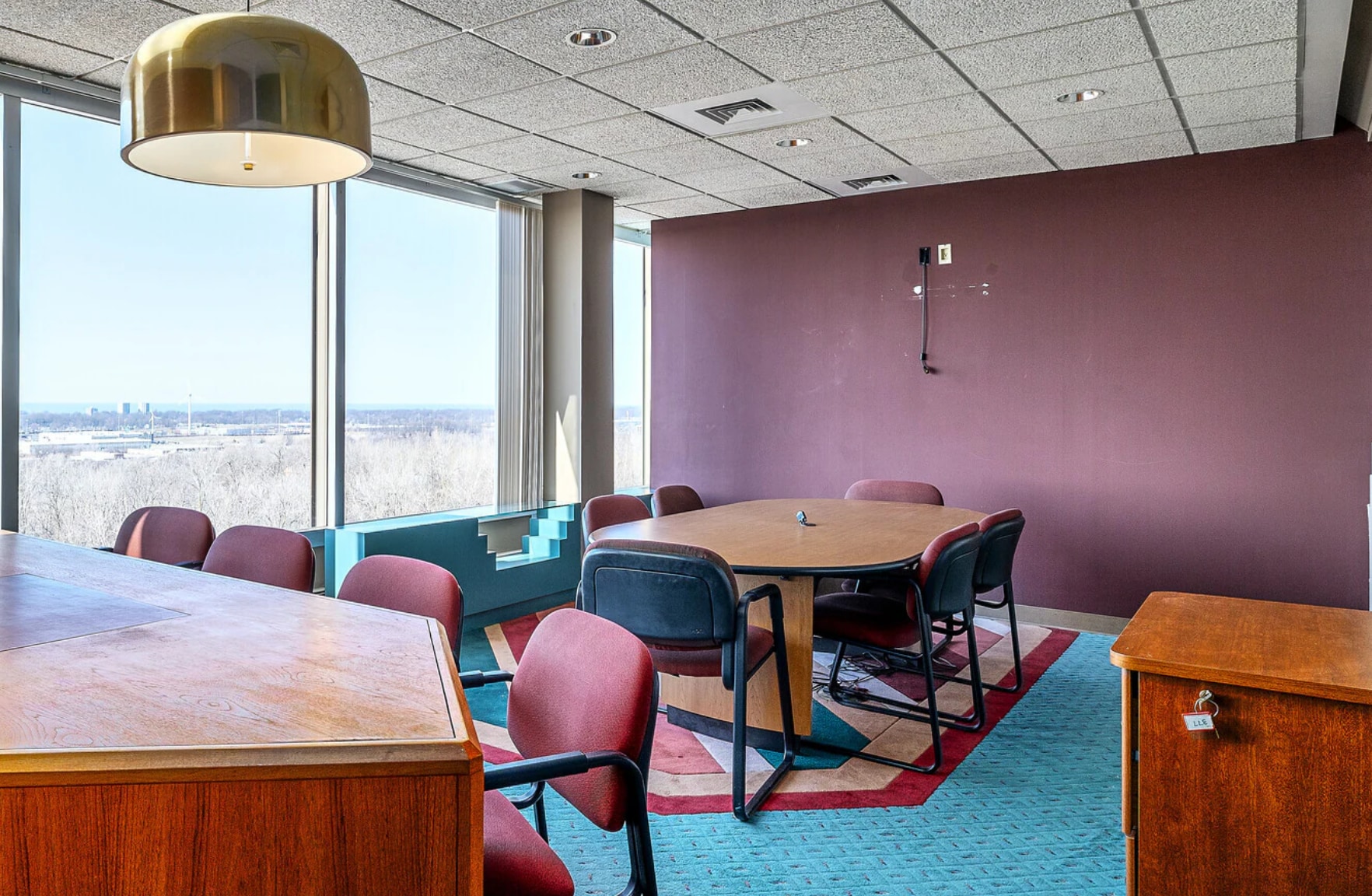 26300 Euclid Ave, Cleveland, OH to rent Interior Photo- Image 1 of 2