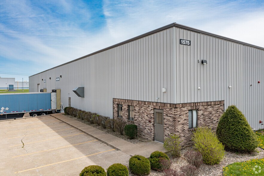 1575 N Commerce East Dr, Greensburg, IN for sale - Building Photo - Image 1 of 1