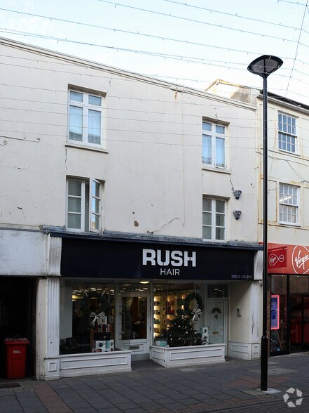 8-10 Montague St, Worthing for sale - Primary Photo - Image 1 of 1