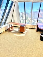 1100 Connecticut Ave NW, Washington, DC to rent Interior Photo- Image 1 of 8