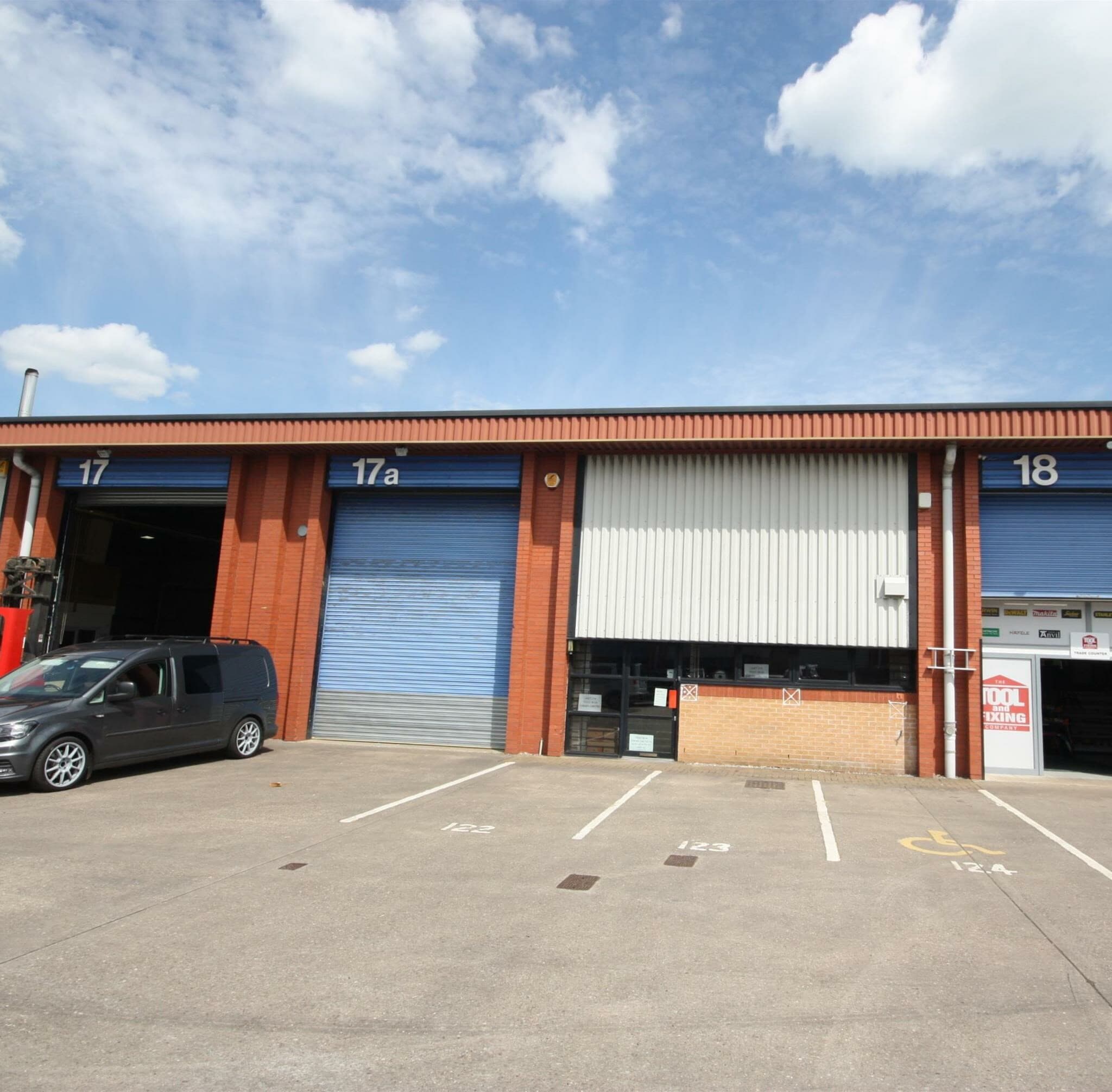 17-20 Arden Rd, Alcester to rent Building Photo- Image 1 of 8