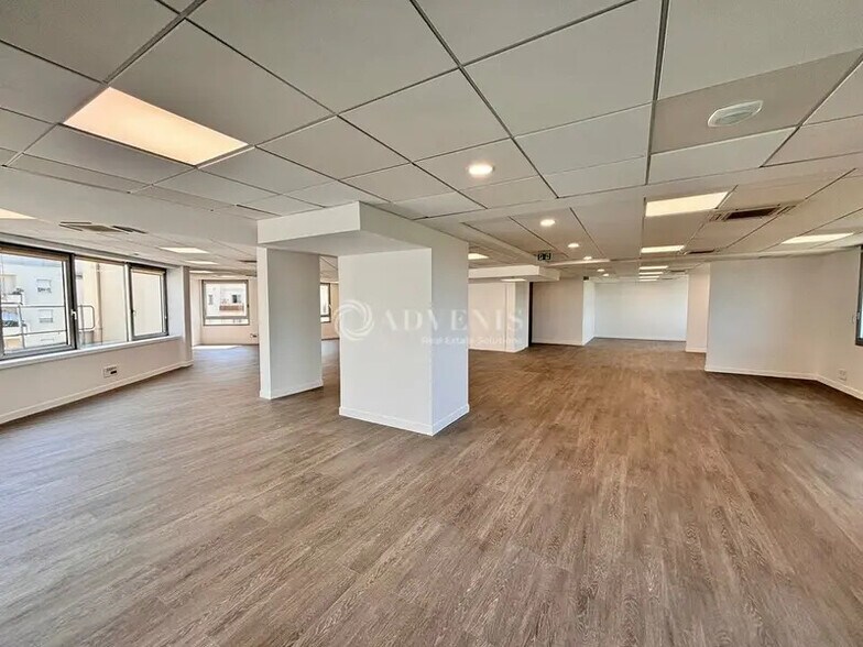 Office in Joinville-le-Pont to rent - Interior Photo - Image 2 of 6