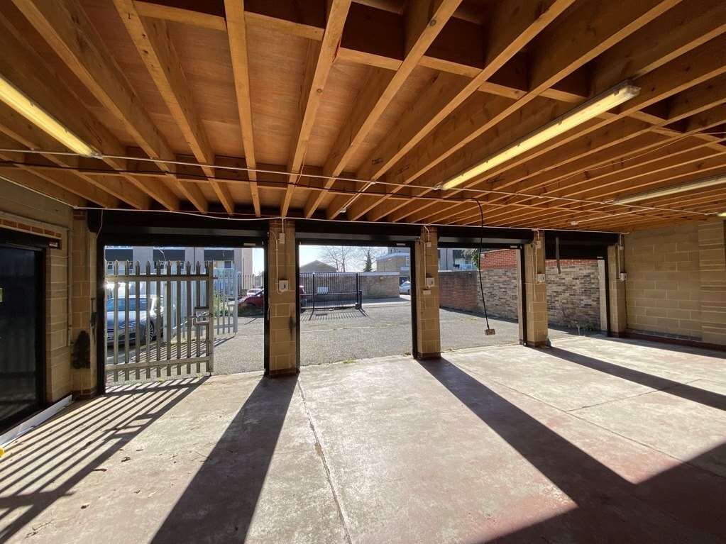 9 South Primrose Hl, Chelmsford to rent Interior Photo- Image 1 of 2