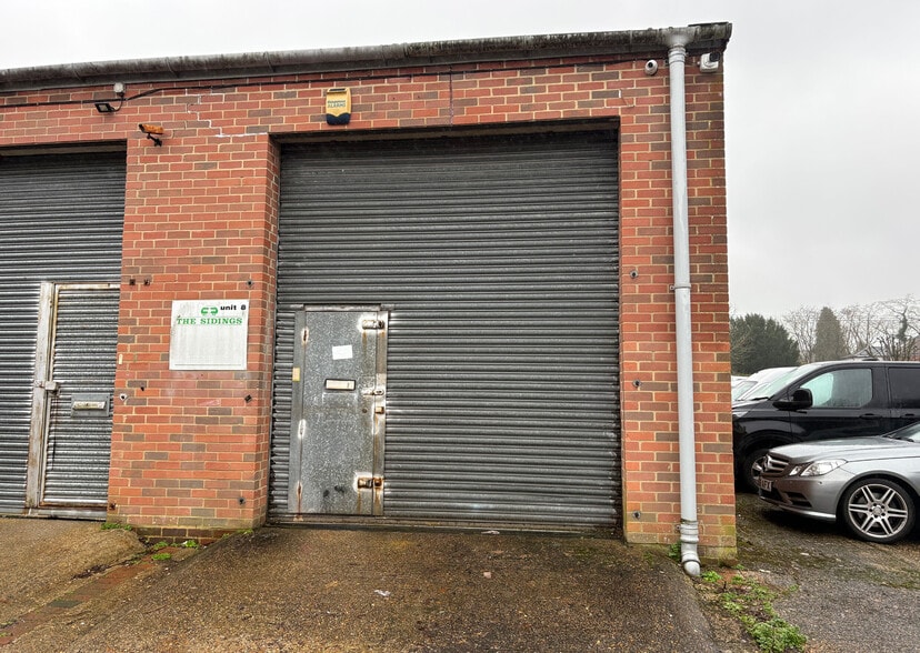 The Sidings, Southampton to rent - Primary Photo - Image 1 of 1