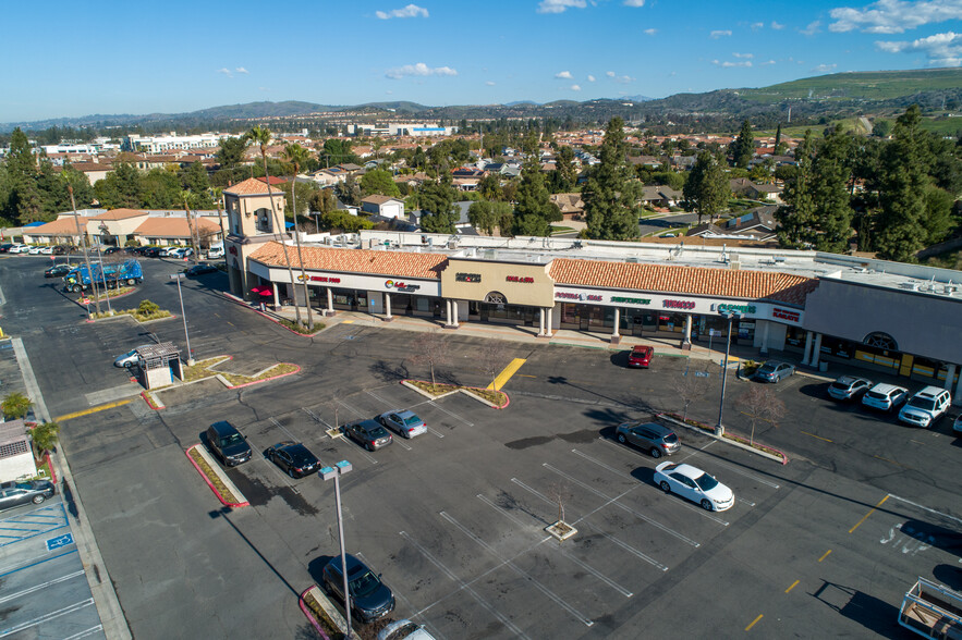 1029-1174 E Imperial Hwy, Placentia, CA for rent - Building Photo - Image 3 of 6