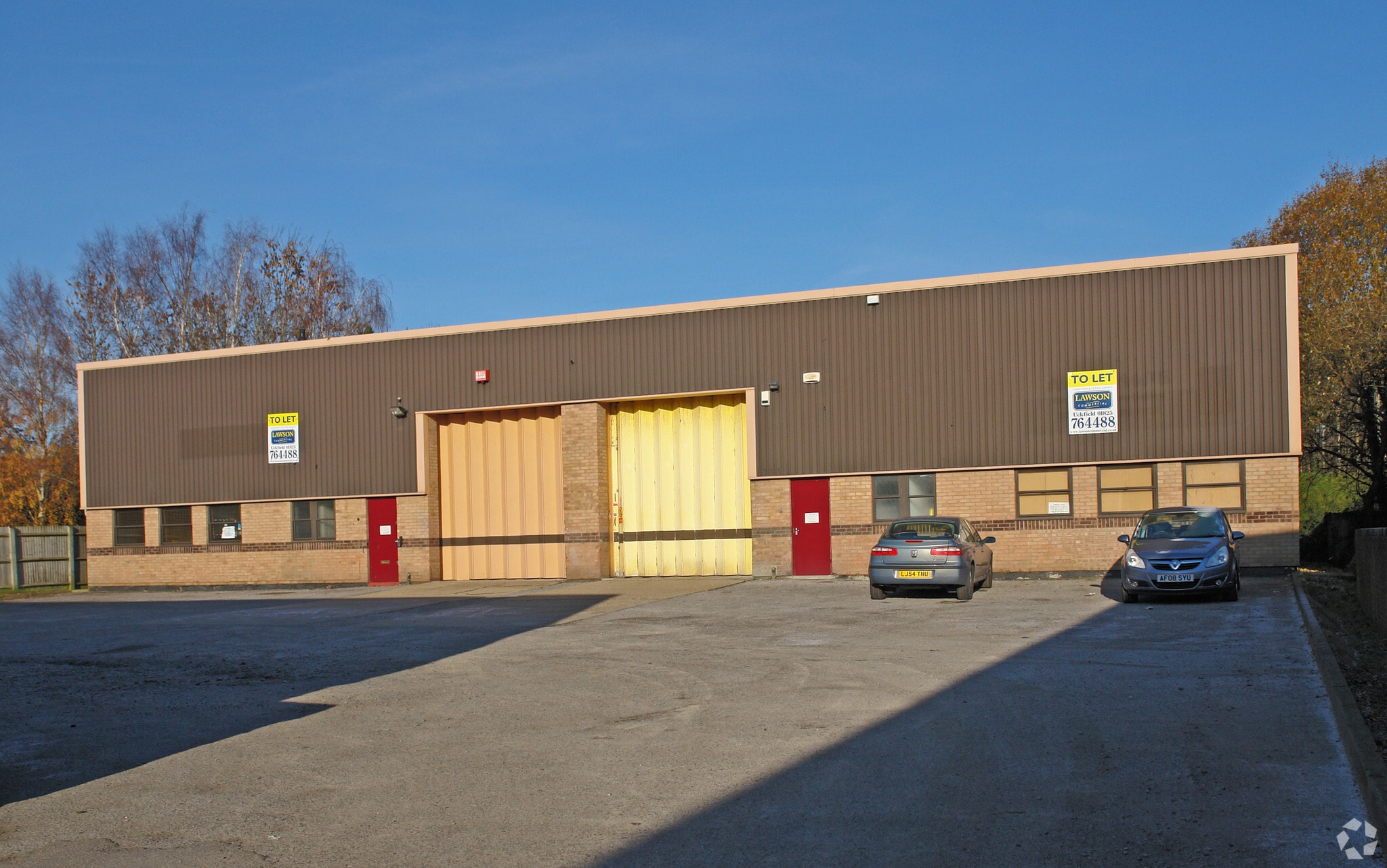 70 Bell Ln, Uckfield to rent Primary Photo- Image 1 of 2