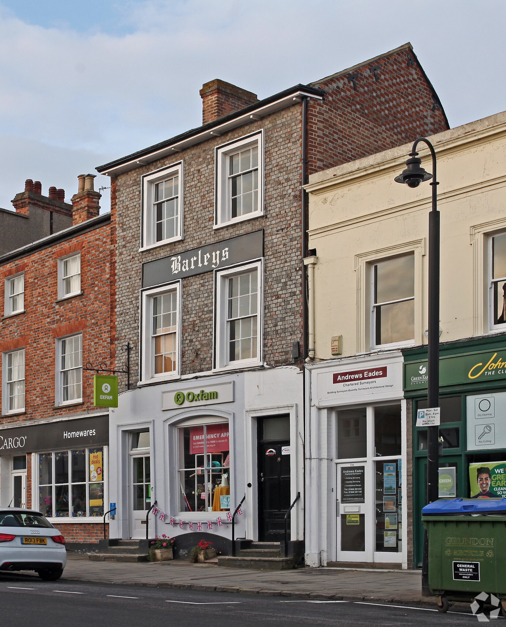 19 Cornmarket, Thame for sale Primary Photo- Image 1 of 1