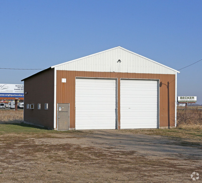 10400 County Road 37 S, Albertville, MN for sale - Primary Photo - Image 1 of 1