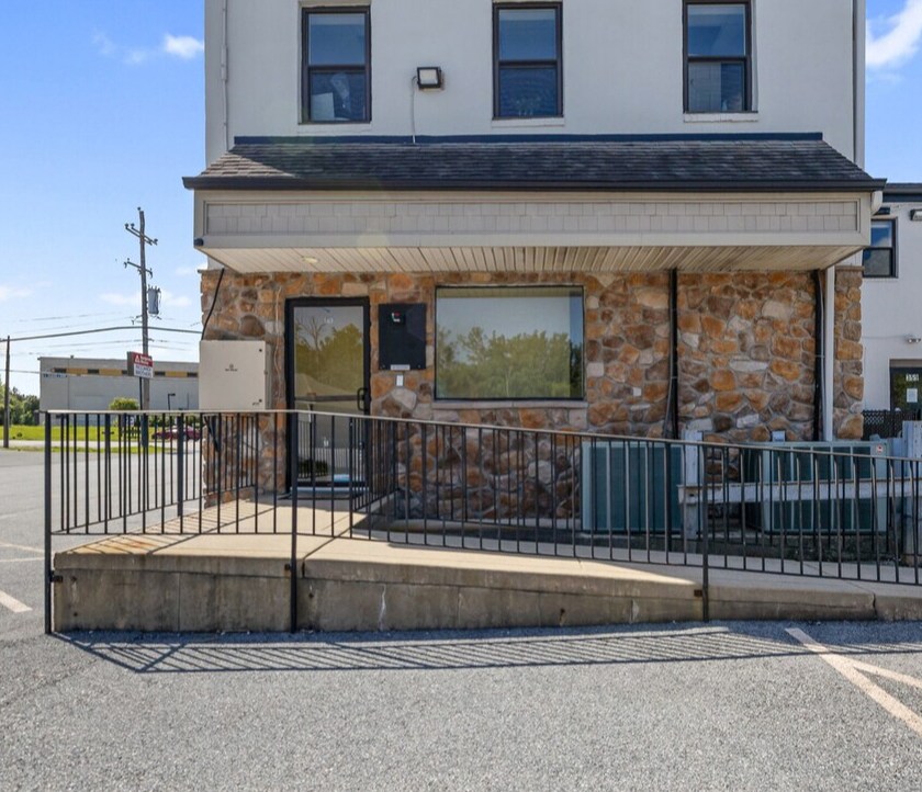 363 E Lincoln Hwy, Exton, PA to rent Building Photo- Image 1 of 10