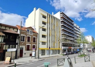 130 Avenue Du Général Leclerc, Bourg-la-Reine to rent Construction Photo- Image 1 of 1