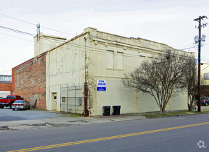 215 N Perry St, Montgomery, AL for sale Primary Photo- Image 1 of 1