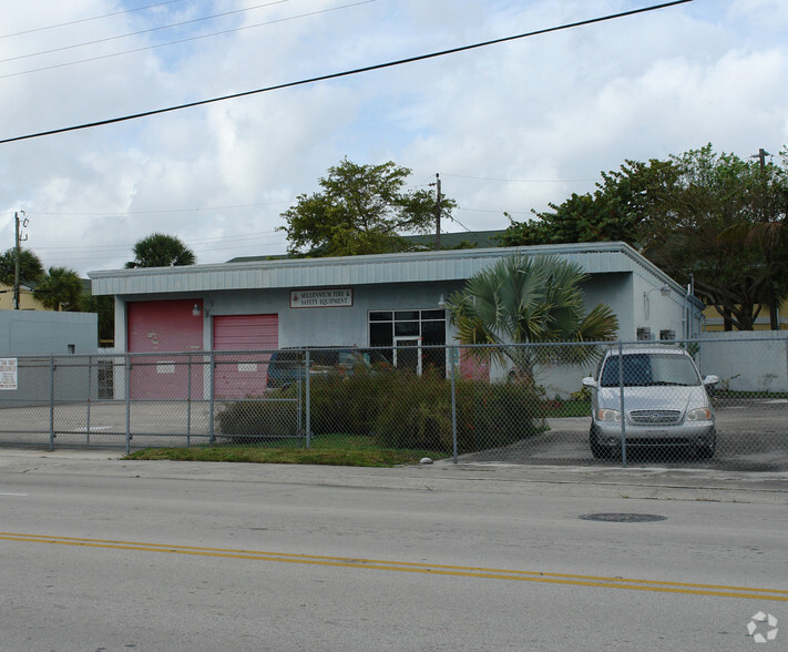 1496 N Dixie Hwy, Hollywood, FL for sale - Primary Photo - Image 1 of 1