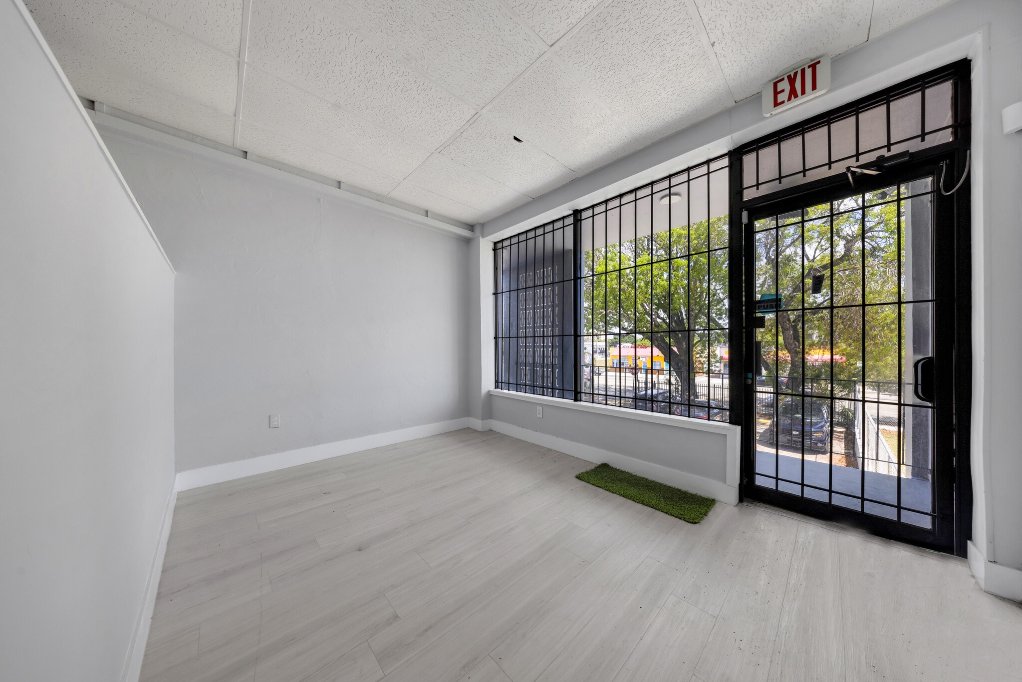 752-776 W Flagler St, Miami, FL to rent Building Photo- Image 1 of 12
