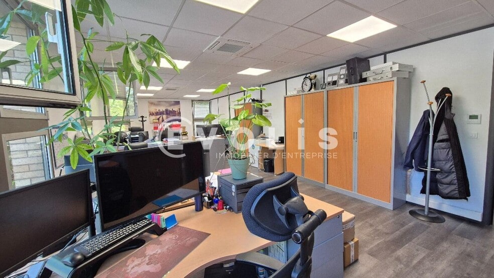 Light Industrial in Torcy for sale - Building Photo - Image 3 of 19