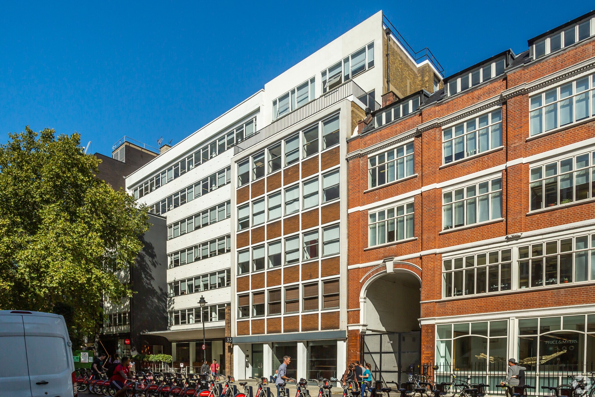 33-34 Alfred Pl, London for sale Primary Photo- Image 1 of 1