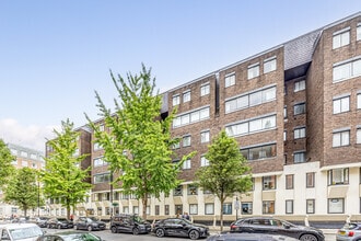 20-22 Harley St, London to rent Building Photo- Image 2 of 2