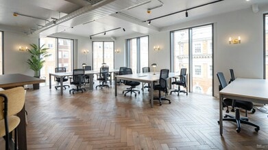 197 Kensington High St, London to rent Interior Photo- Image 1 of 3