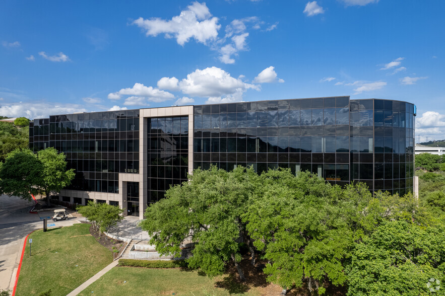 6200 Bridgepoint Pky, Austin, TX for rent - Primary Photo - Image 1 of 7