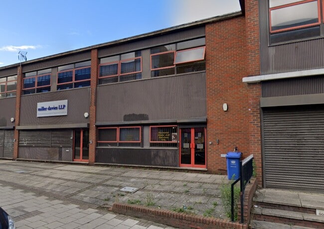 More details for Worsley Bridge Rd, London - Office / Retail to Rent