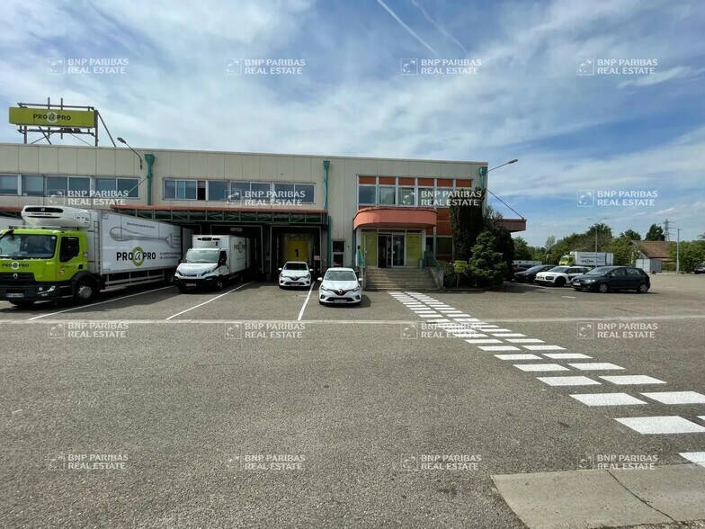 10 Rue Denis Papin, Illkirch-Graffenstaden to rent - Building Photo - Image 3 of 6