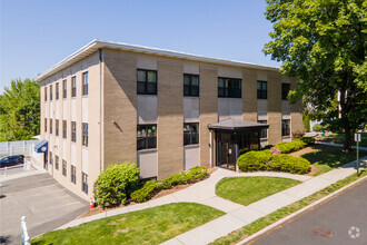 120 Charlotte Pl, Englewood Cliffs, NJ for rent Building Photo- Image 1 of 4