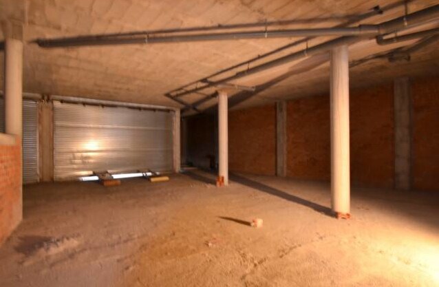 Retail in Vilanova i la Geltrú, Barcelona to rent Floor Plan- Image 1 of 4