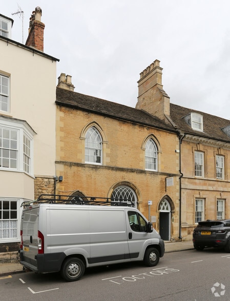 21 St Marys St, Stamford for sale - Primary Photo - Image 1 of 13