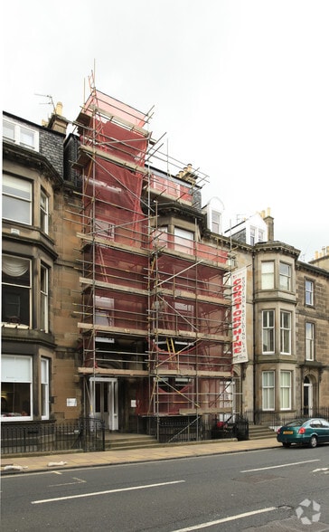 56 Palmerston Pl, Edinburgh to rent - Building Photo - Image 2 of 3