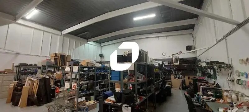 Office in Saint-Denis to rent Interior Photo- Image 1 of 6