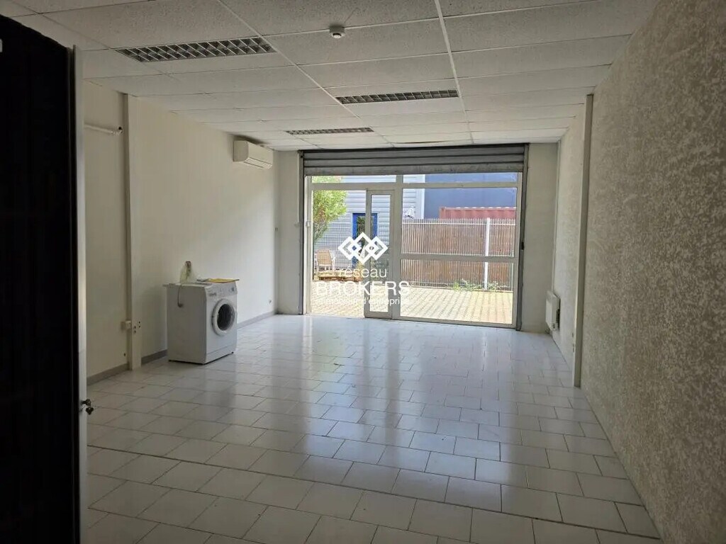 Location Bureaux 98 m² - Photo 1