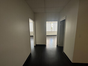 11704 Wilshire Blvd, Los Angeles, CA for rent Building Photo- Image 1 of 6