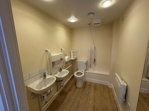 Waterloo Ln, Chelmsford to rent Interior Photo- Image 2 of 5