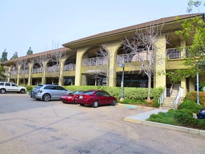 100 Rancho Rd, Thousand Oaks, CA for sale Primary Photo- Image 1 of 7